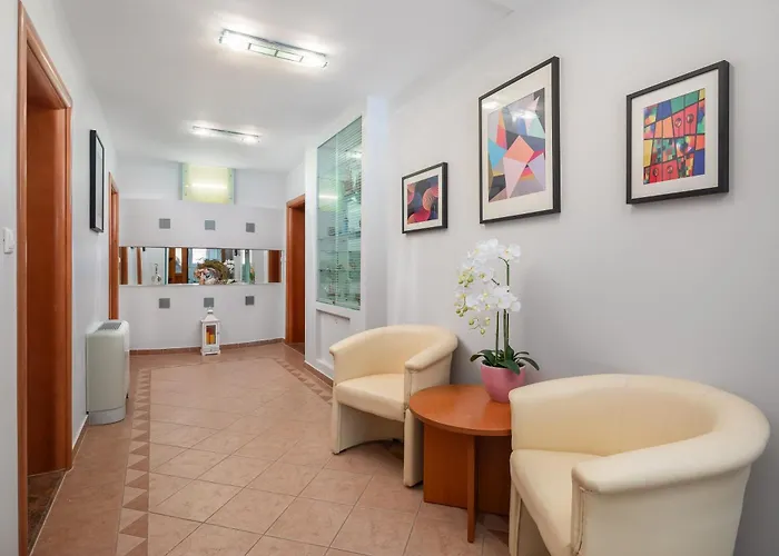 Brkic With Private Parking Apartment