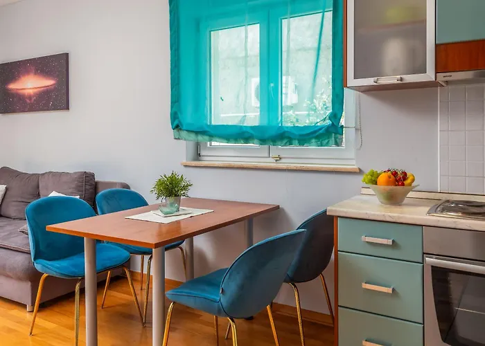 Apartment Brkic With Private Parking