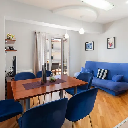 Brkic With Private Parking Apartment