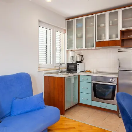 Brkic With Private Parking * Makarska