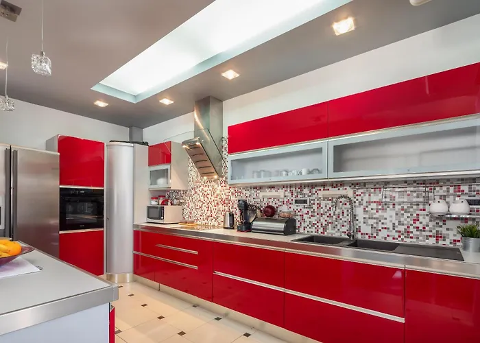 Brkic With Private Parking מאקרסקה